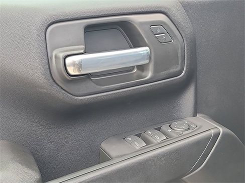 New 2026 Chevrolet Silverado 1500 Custom image 17
