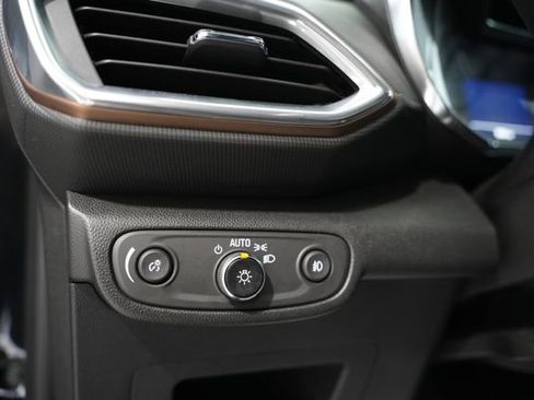 Used 2023 Chevrolet TrailBlazer ACTIV w/ Sun and Liftgate Package image 13