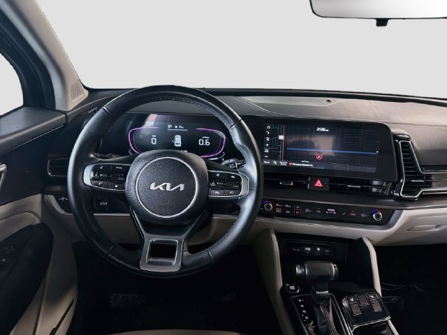 Used 2025 Kia Sportage EX FWD image 23