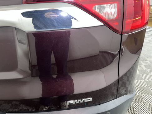 Used 2017 GMC Acadia SLT image 12