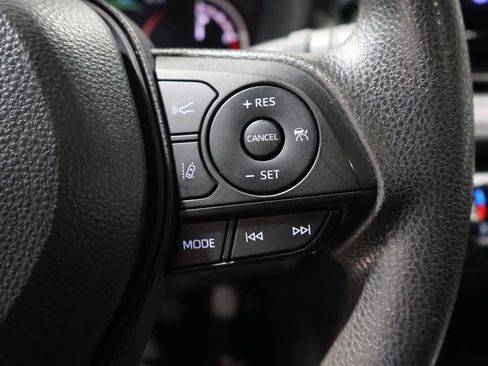 Used 2024 Toyota RAV4 XLE image 37