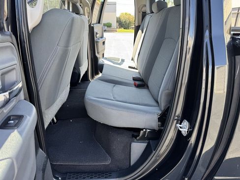 Used 2017 RAM 1500 Classic SLT image 15