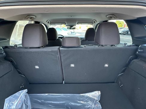 New 2026 Nissan Kicks SV w/ Interior Electronics Package AWD/4WD image 17