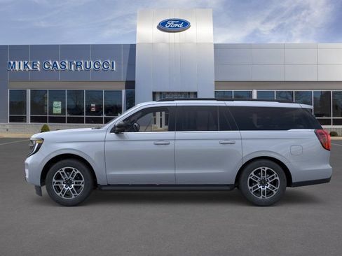 New 2026 Ford Expedition Max Active AWD/4WD image 3
