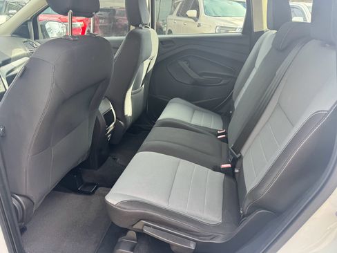 Used 2019 Ford Escape S image 13