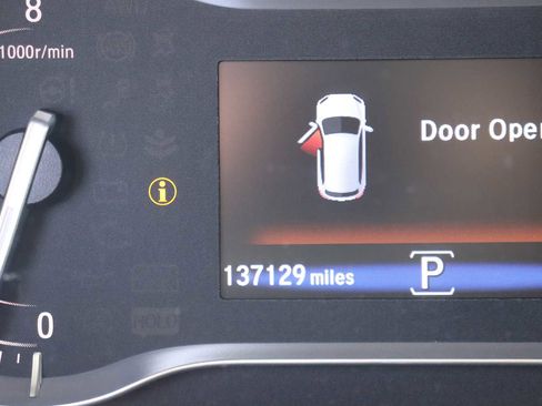 Used 2017 Honda Pilot LX image 11