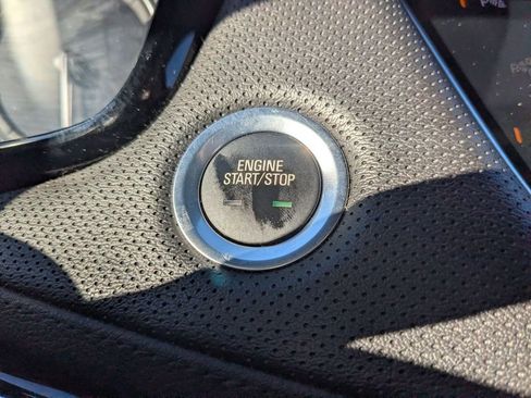 Used 2024 Cadillac XT5 Premium Luxury image 21