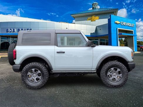 Used 2024 Ford Bronco Big Bend image 2