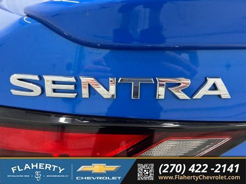 Used 2022 Nissan Sentra SV FWD image 18
