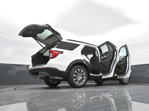 New 2026 Ford Explorer Active image 61