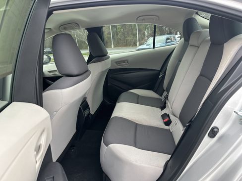 Used 2024 Toyota Corolla LE image 30