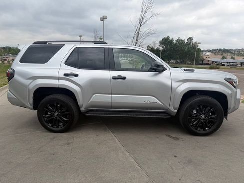 Used 2026 Toyota 4Runner Platinum AWD/4WD image 8