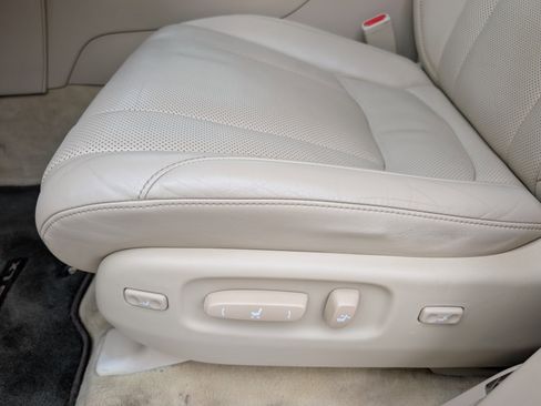 Used 2017 Lexus LX 570 4WD image 10