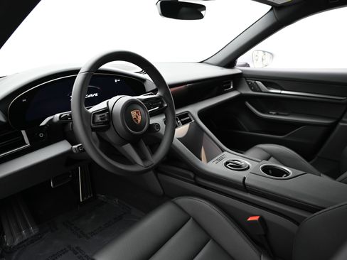Certified 2025 Porsche Taycan image 27