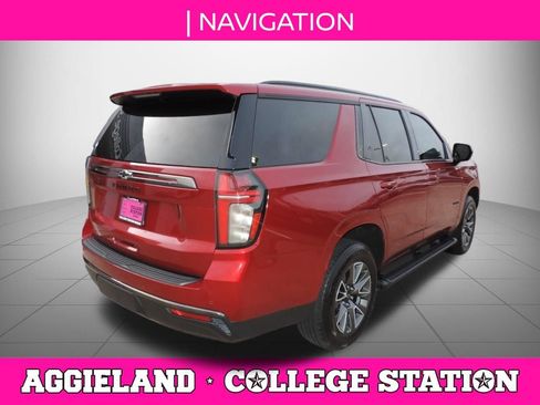 Used 2021 Chevrolet Tahoe Z71 w/ Rear Media and Nav Package AWD/4WD image 4