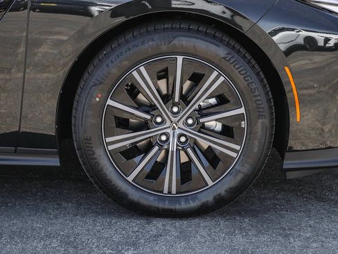 New 2026 Lexus ES 350h AWD image 9