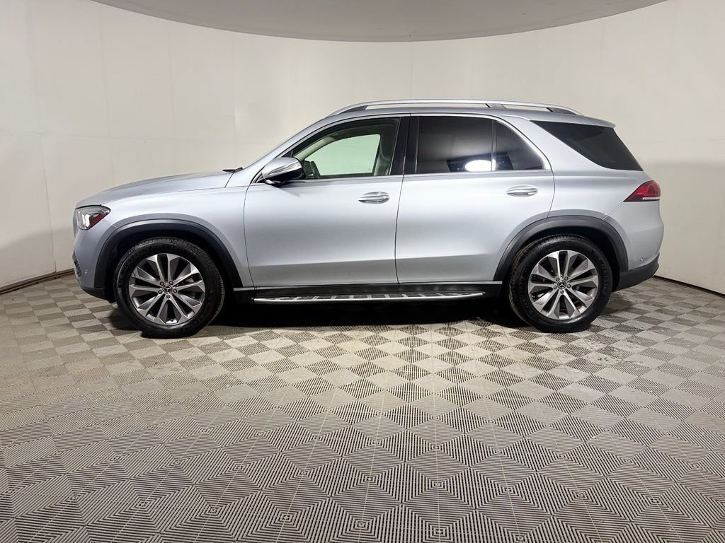 Used 2022 Mercedes-Benz GLE 350 4MATIC image 3
