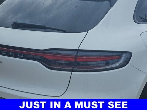 Used 2021 Porsche Macan AWD/4WD image 40