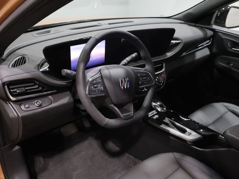 Used 2024 Buick Envista Sport Touring w/ Convenience I Package FWD image 16