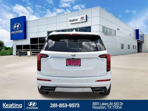 Used 2023 Cadillac XT6 Premium Luxury FWD image 6