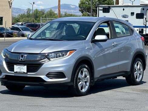 Used 2020 Honda HR-V LX image 8