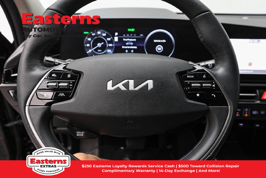 Used 2023 Kia Niro Wind w/ Wind Preserve Package FWD image 11