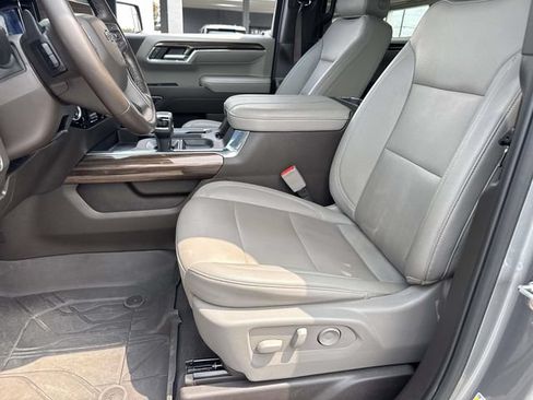 Used 2024 Chevrolet Silverado 1500 RST w/ Convenience Package II AWD/4WD image 17