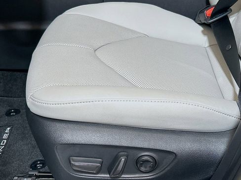New 2026 Toyota Grand Highlander AWD image 18