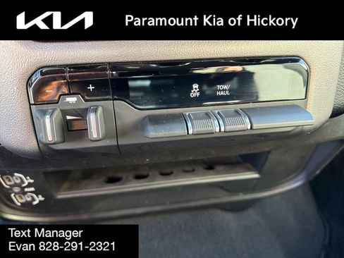 Used 2024 RAM 2500 Big Horn image 25