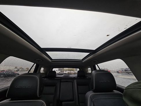 Used 2020 GMC Terrain Denali w/ Denali Premium Package image 14