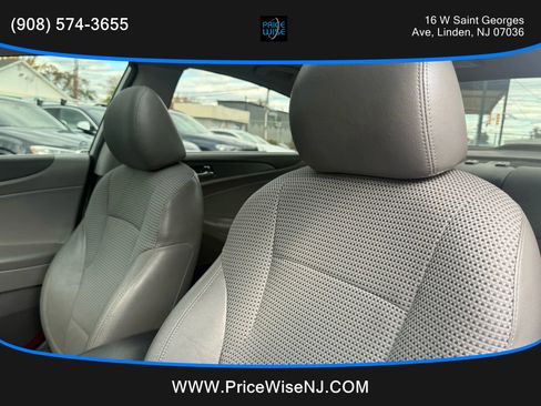 Used 2011 Hyundai Sonata SE w/ Navigation & Sunroof Pkg 4 image 10