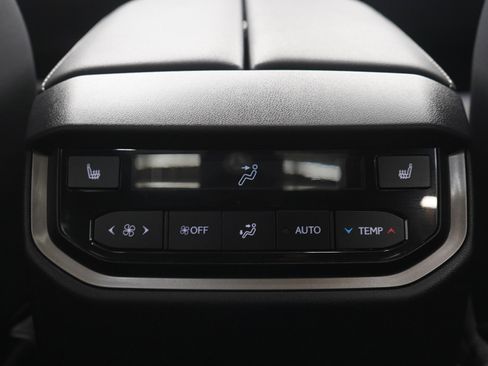 Used 2025 Lexus TX 350 AWD image 14