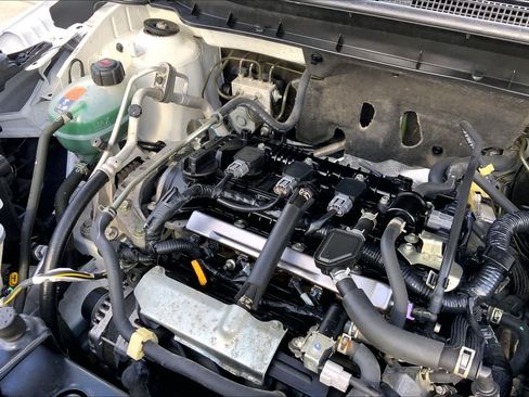 Used 2024 Nissan Kicks S FWD image 32