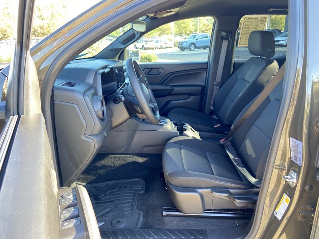 Used 2024 Chevrolet Colorado W/T RWD image 35
