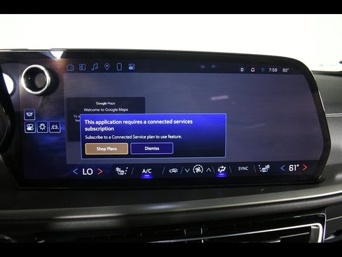 Used 2024 Chevrolet Traverse LT w/ Enhanced Driving Package FWD image 9
