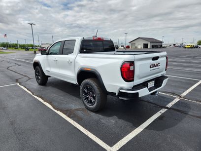New 2025 GMC Canyon Elevation