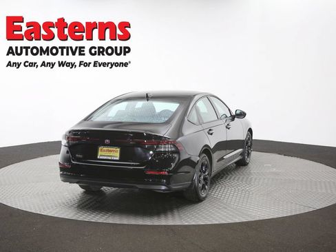 Used 2025 Honda Accord SE image 39