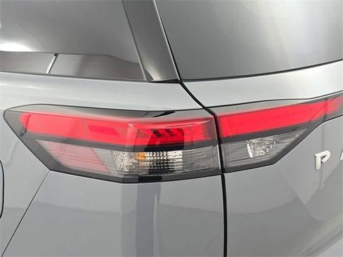 Certified 2025 Nissan Pathfinder Platinum w/ Cargo Package image 34