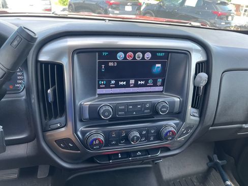 Used 2018 Chevrolet Silverado 1500 LT w/ All Star Edition AWD/4WD image 8