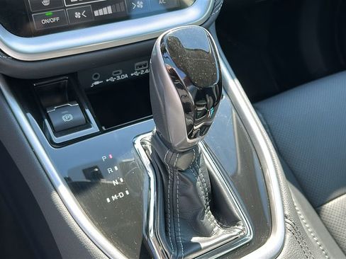 Certified 2025 Subaru Legacy Limited AWD/4WD image 17