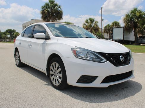 Used 2016 Nissan Sentra S FWD image 17