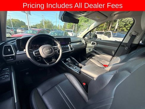 Used 2023 Kia Sorento S FWD image 8