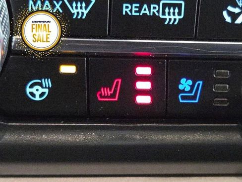 Used 2022 Ford Expedition XLT image 31