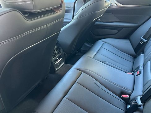 Certified 2025 BMW M440i w/ Premium Package image 9