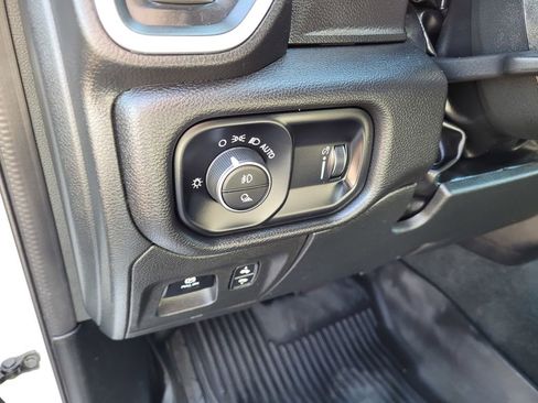 Used 2022 RAM 1500 Big Horn w/ Trailer Tow Group (B) AWD/4WD image 22