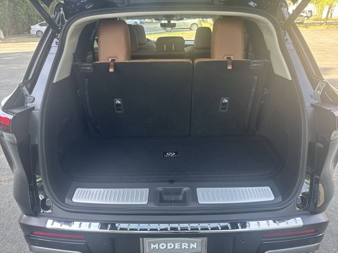 Certified 2025 INFINITI QX60 Sensory w/ Vision Package image 19