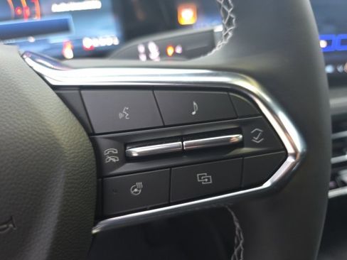 New 2026 Chevrolet Traverse LT w/ Enhanced Driving Package image 17