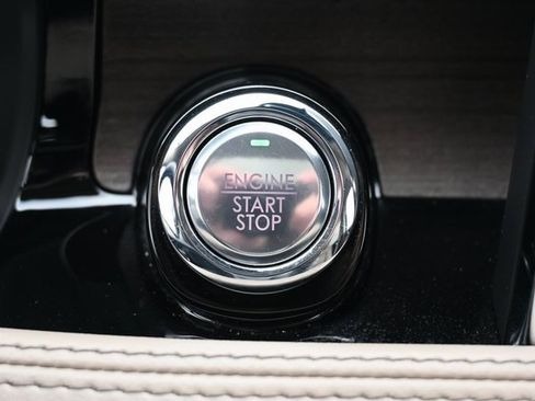 Used 2022 Lincoln Corsair Reserve w/ Equipment Group 201A image 32