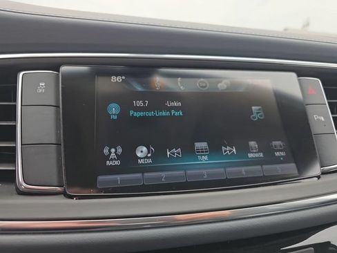 Used 2019 Buick Enclave Essence FWD image 23
