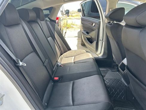 Used 2020 Honda Accord LX image 40
